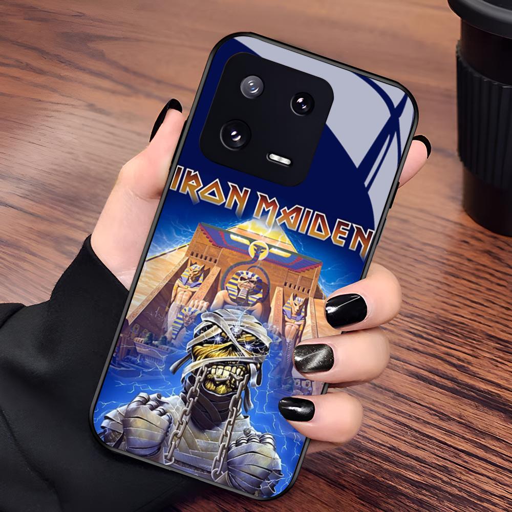 Demir R-Rock M-Maiden Telefon  - Photography Xiaomi 17 Ultra incelemesi ve fiyatı